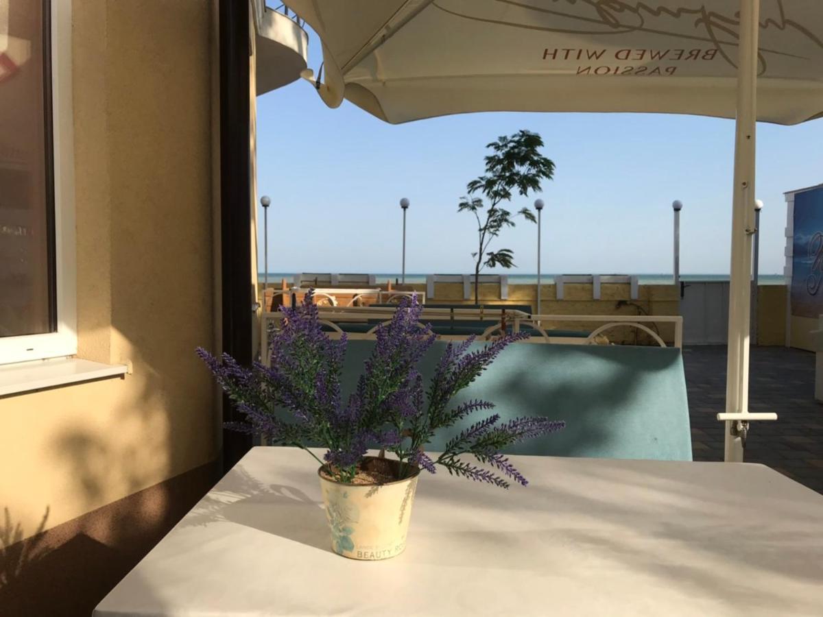 Hotel Tsvetok Odessza Kültér fotó